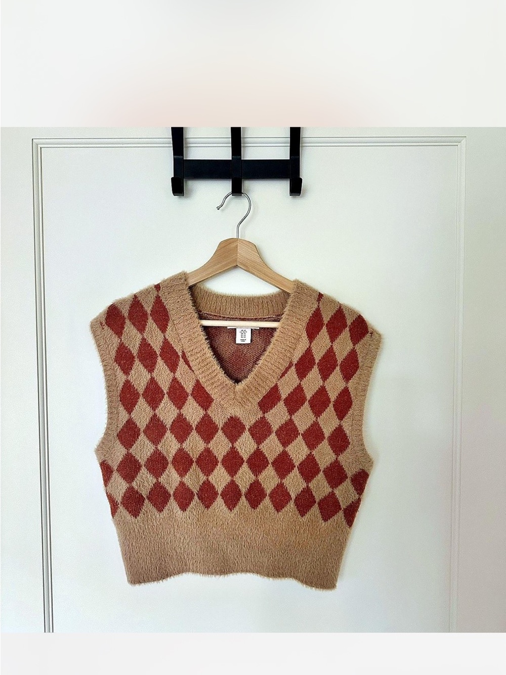 Sincerely Jules Checkered Argyle Cropped Sweater Vest - XS